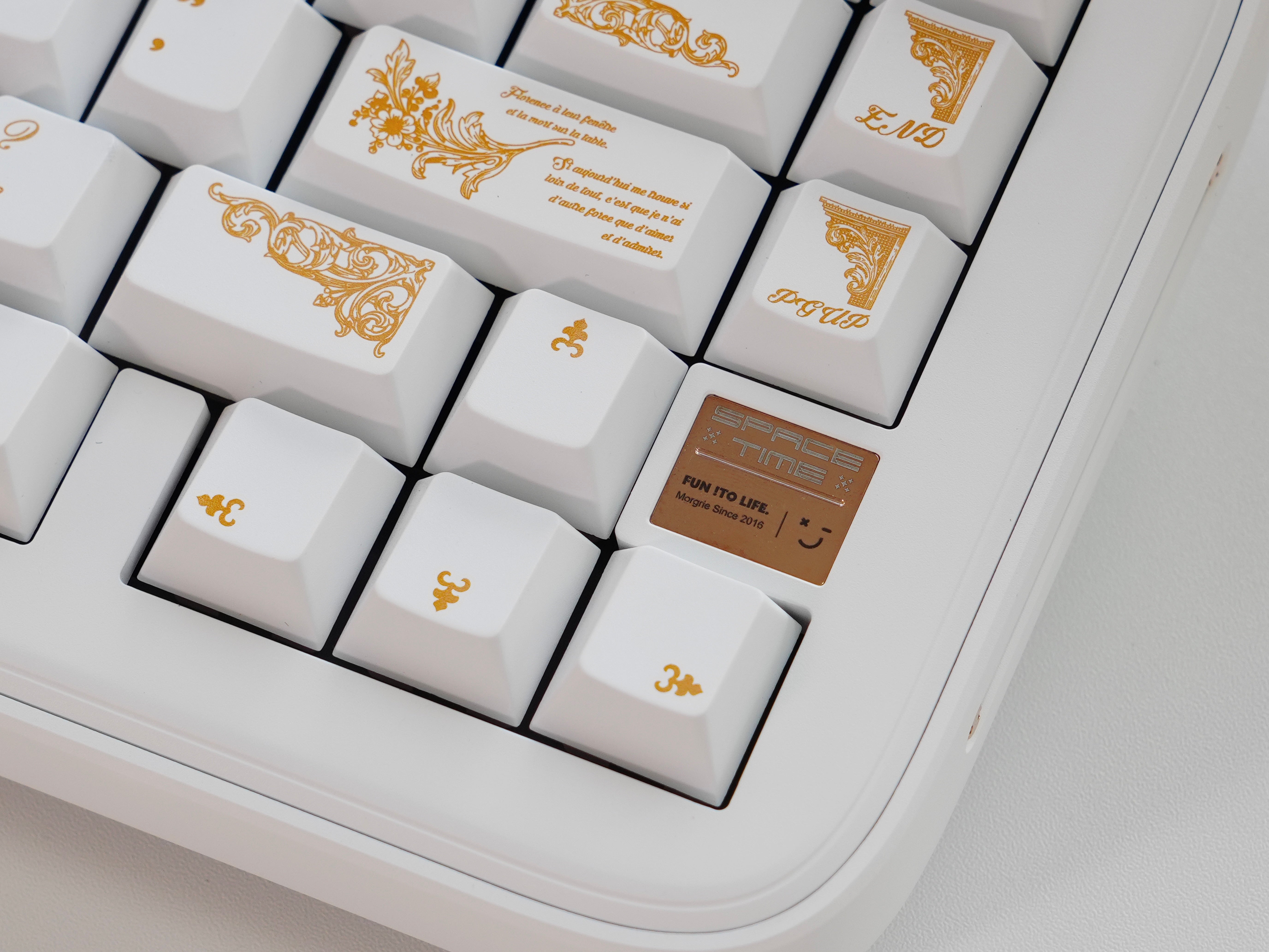 Spacetime 65×Baroque Keycaps – Wireless Mechanical Keyboard